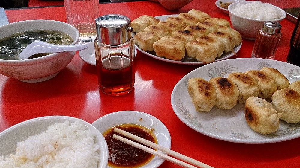 ギョウザ萬金 餃子