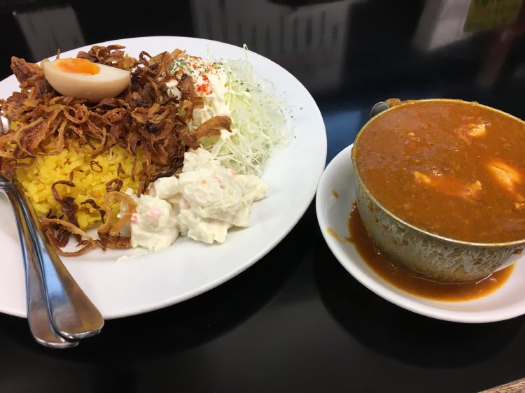 赤い鶏カレー@カレーは飲み物。